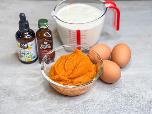 Image of ingredients of Low-calorie pumpkin soufflé